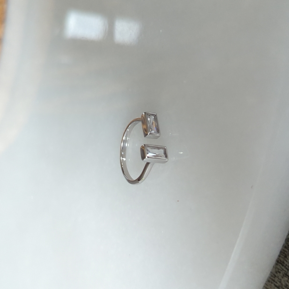Adjustable ring - Picture 3 of 3